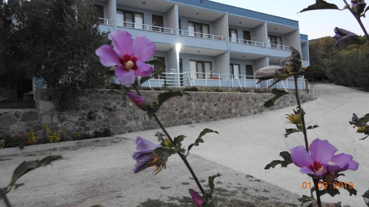 Assos Nazan Motel Restoran Beach Sokakagzi Zewnętrze zdjęcie